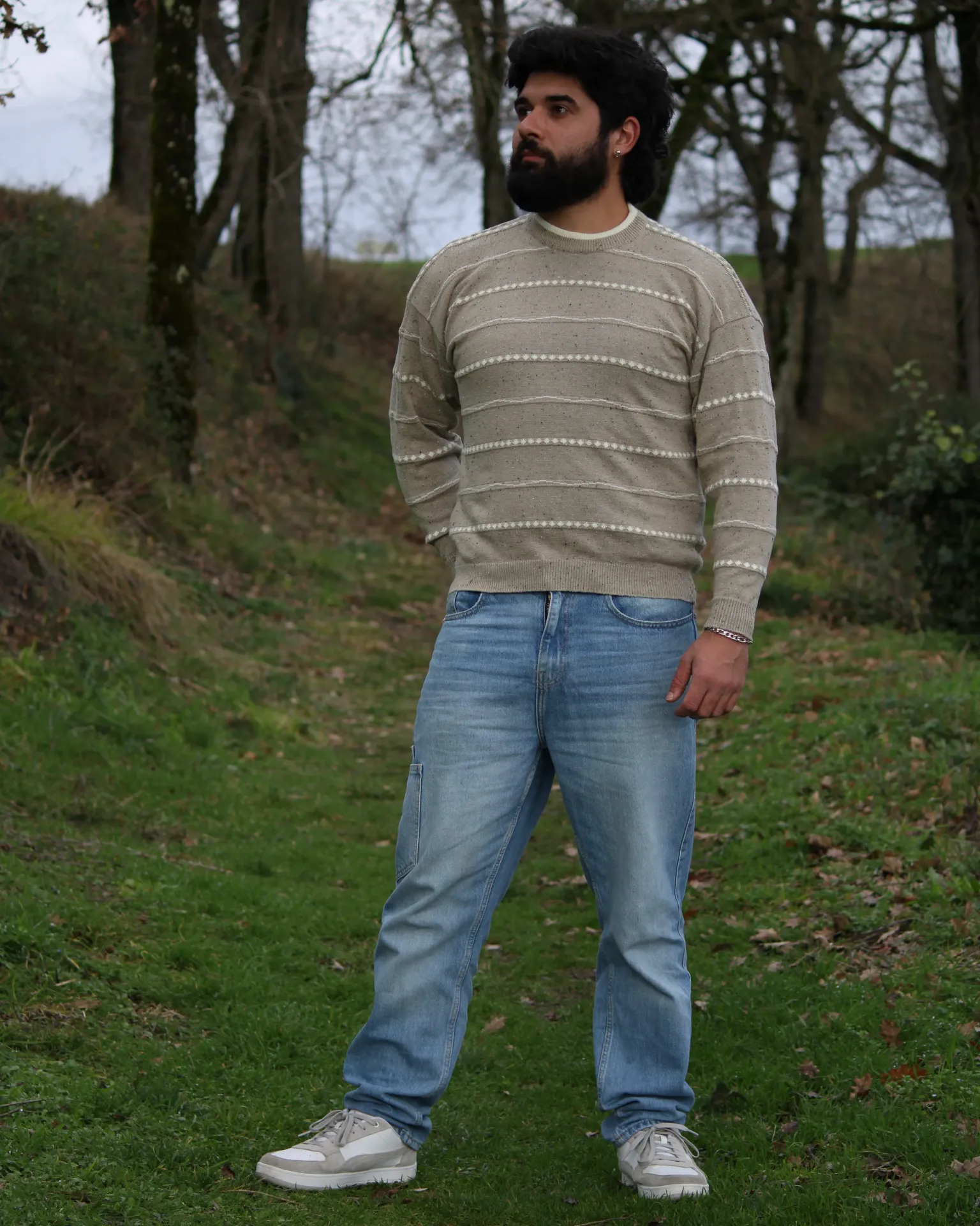 [005] Pull beige vintage