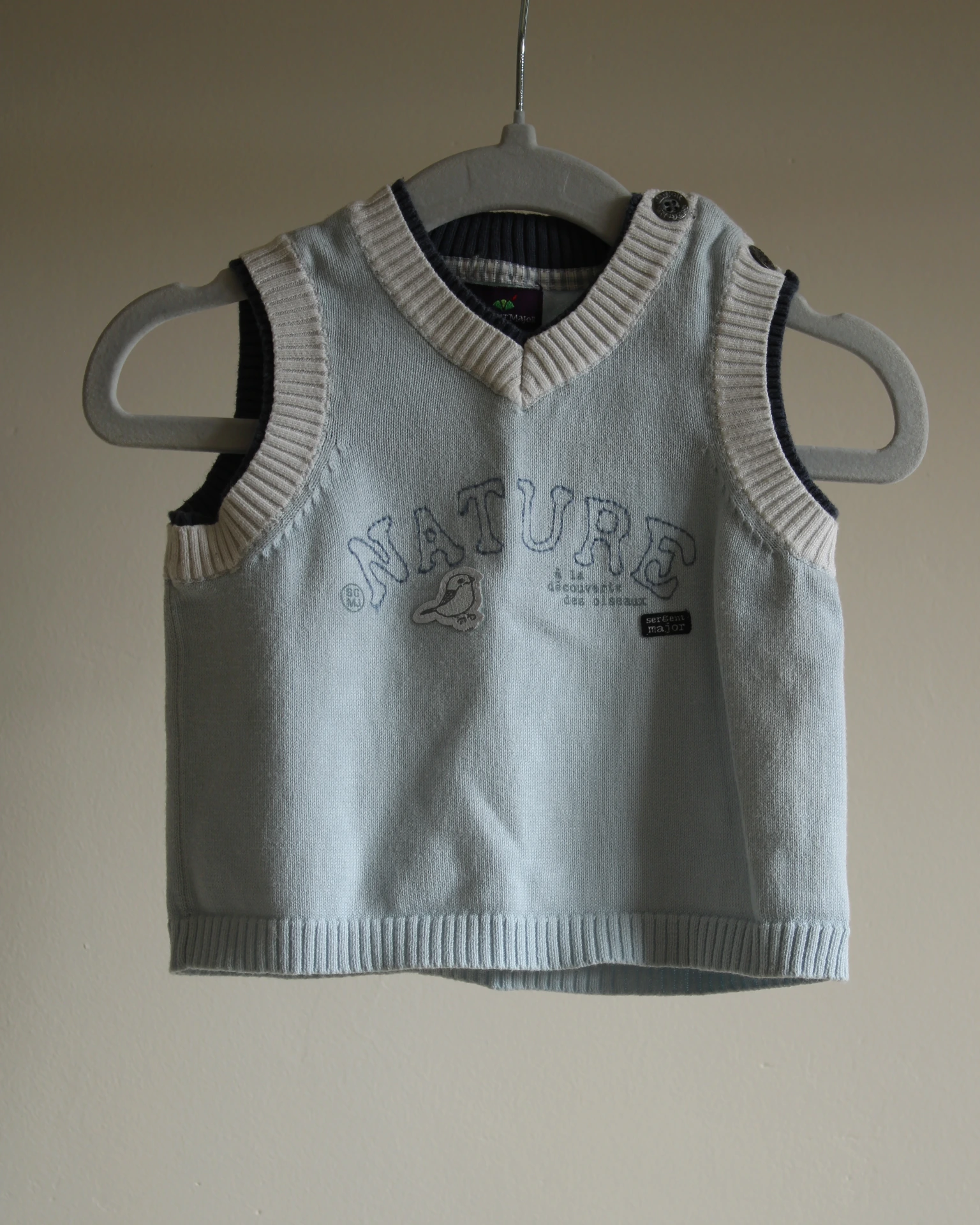 [013] Pull sans manches bleu