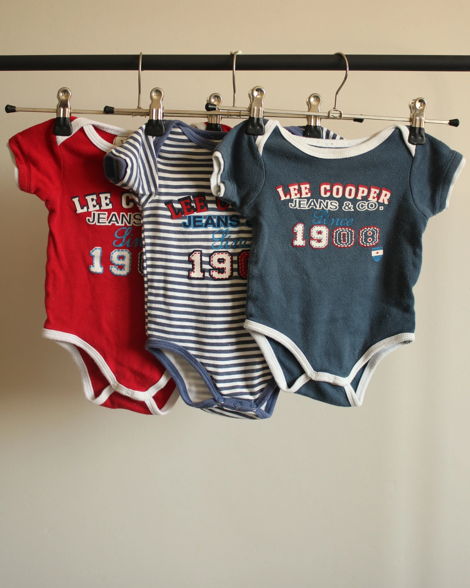Lot de 3 Bodies Lee Cooper