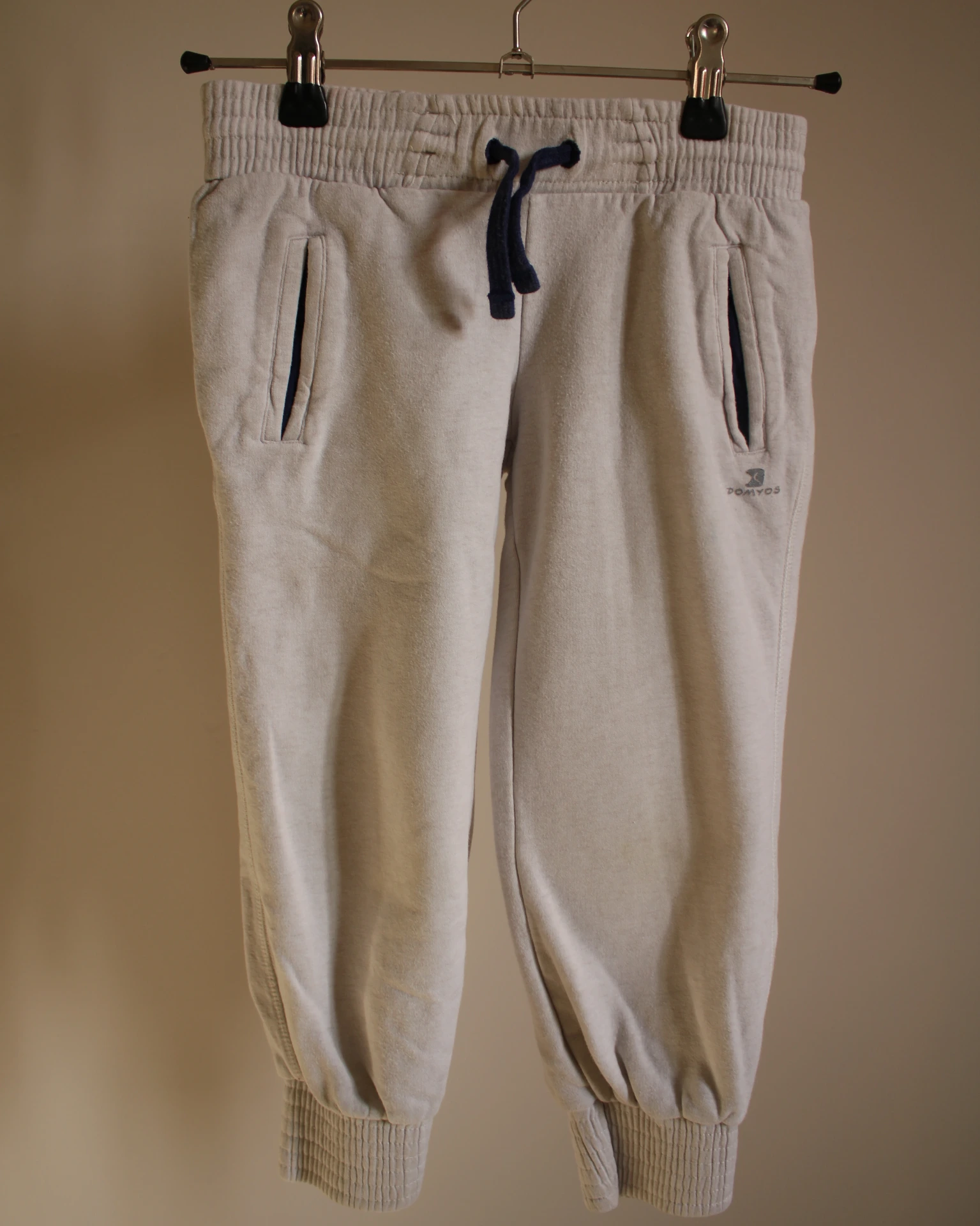 [GPT002] Jogging Gris