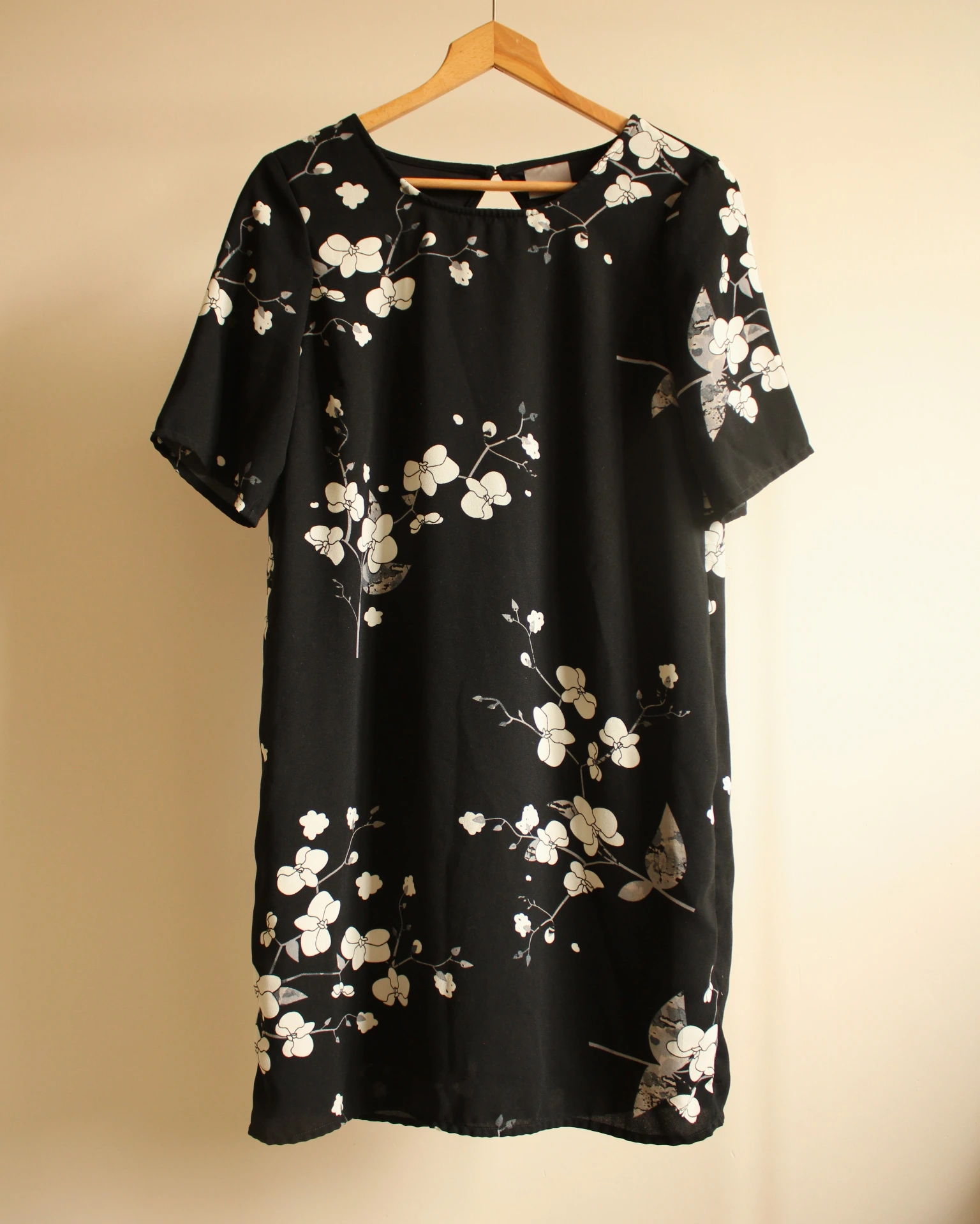 Robe Noire à fleurs