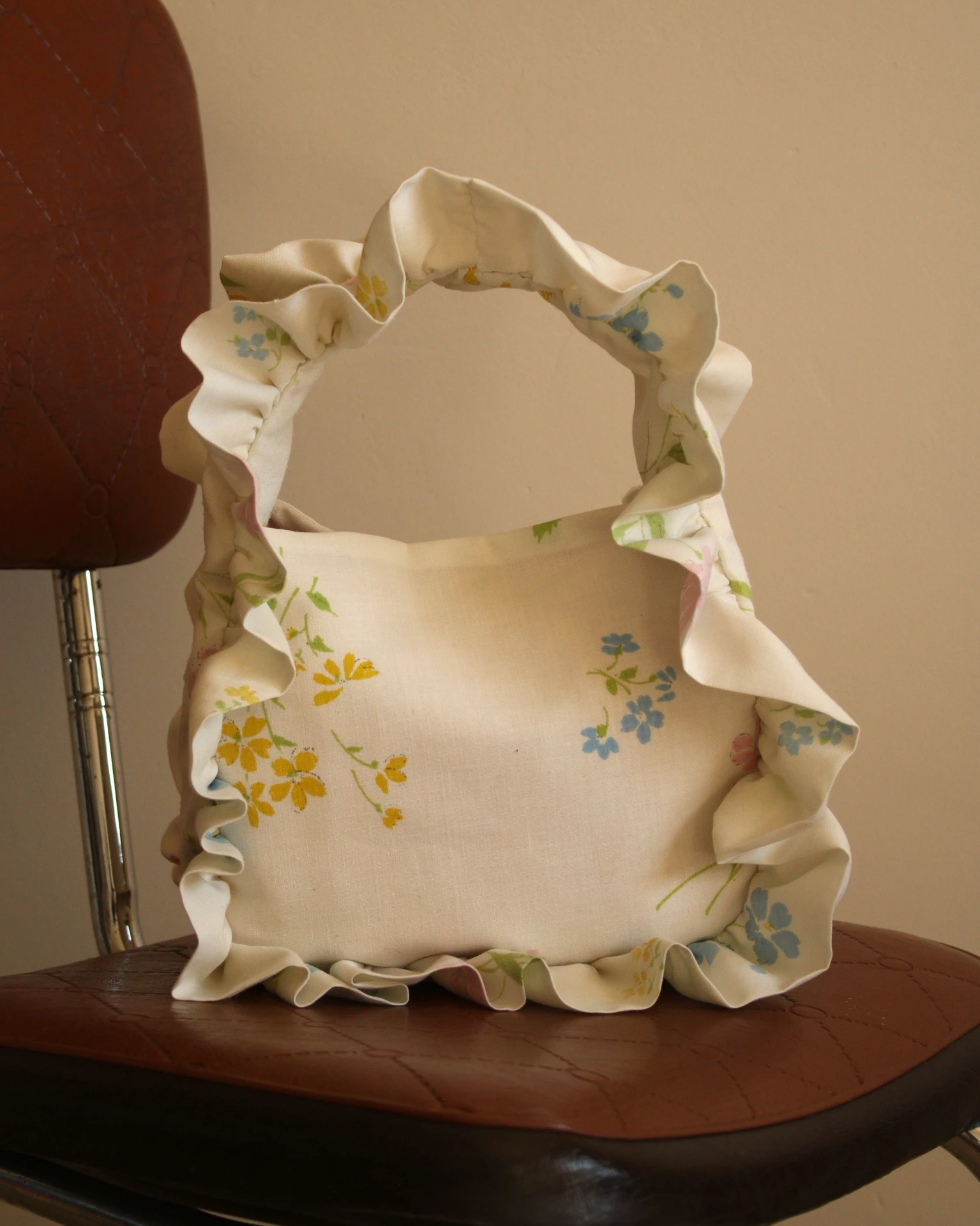 Mini Sac Froufrou Blanc à Fleurs