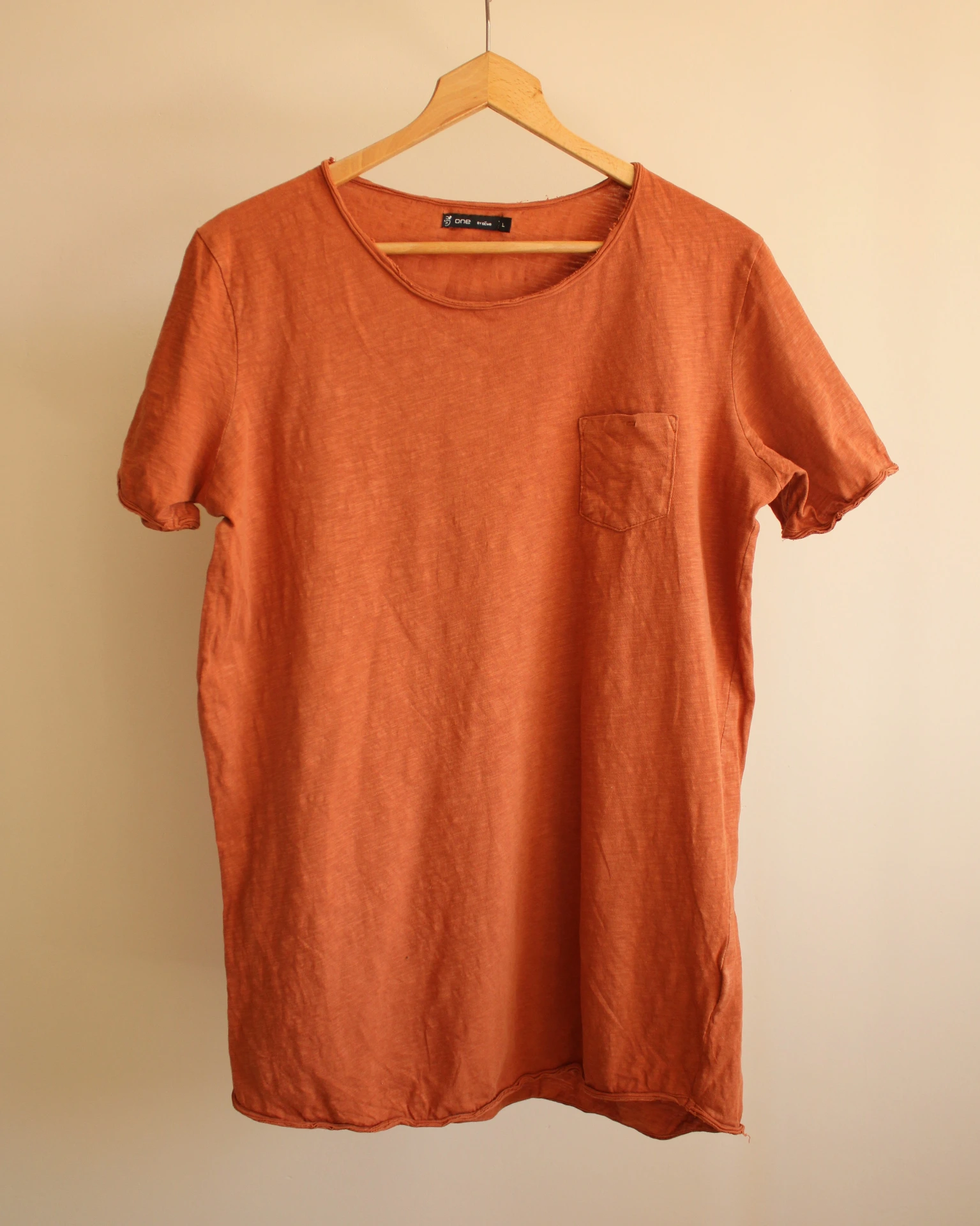 T-shirt orange