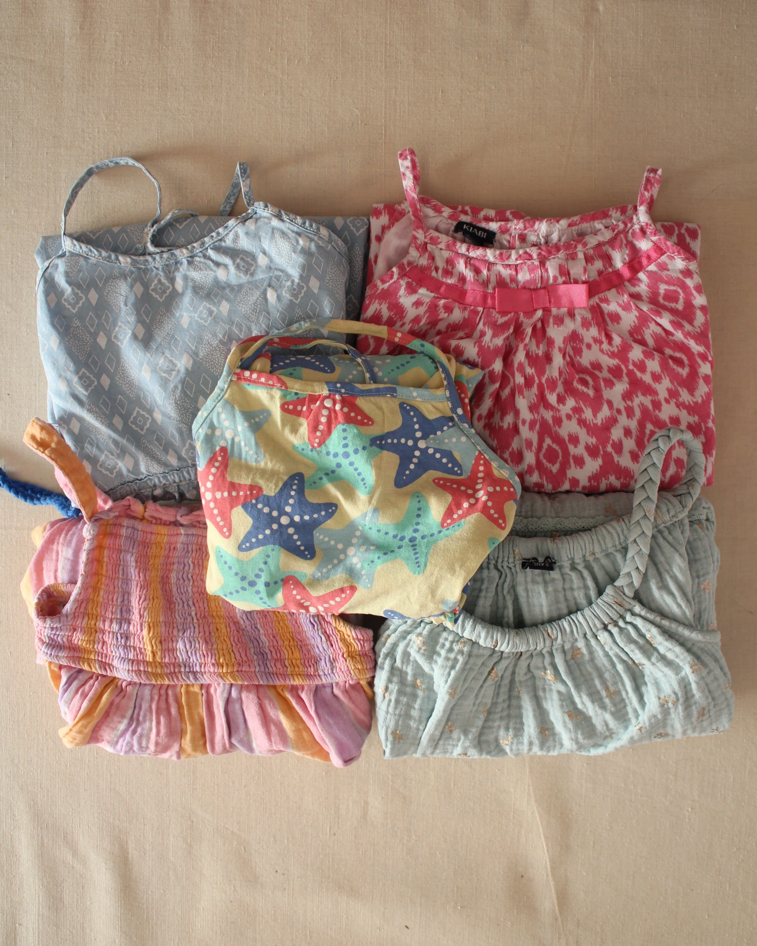 Lot de 5 robes (5 ans)
