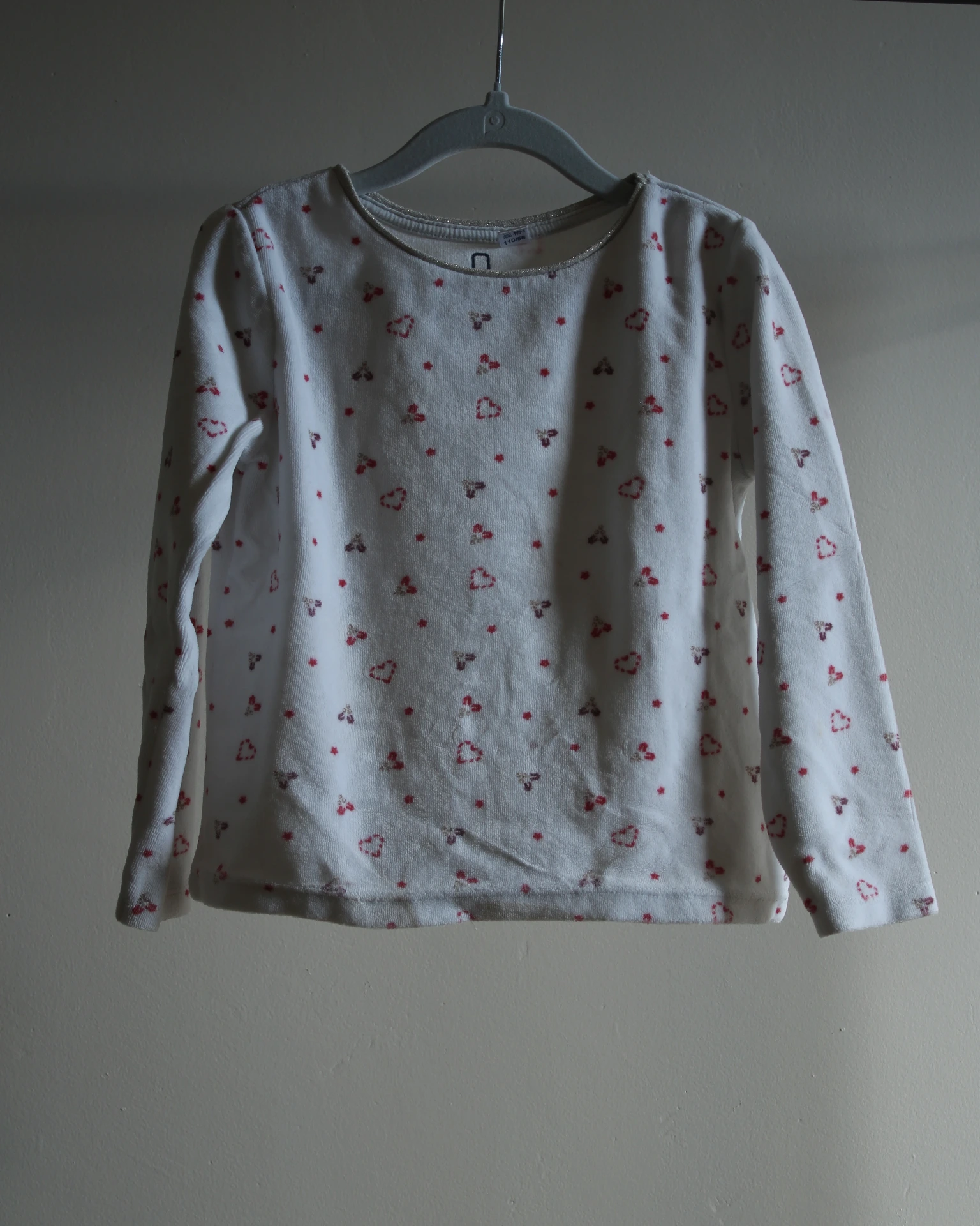 Haut de pyjama motifs coeurs