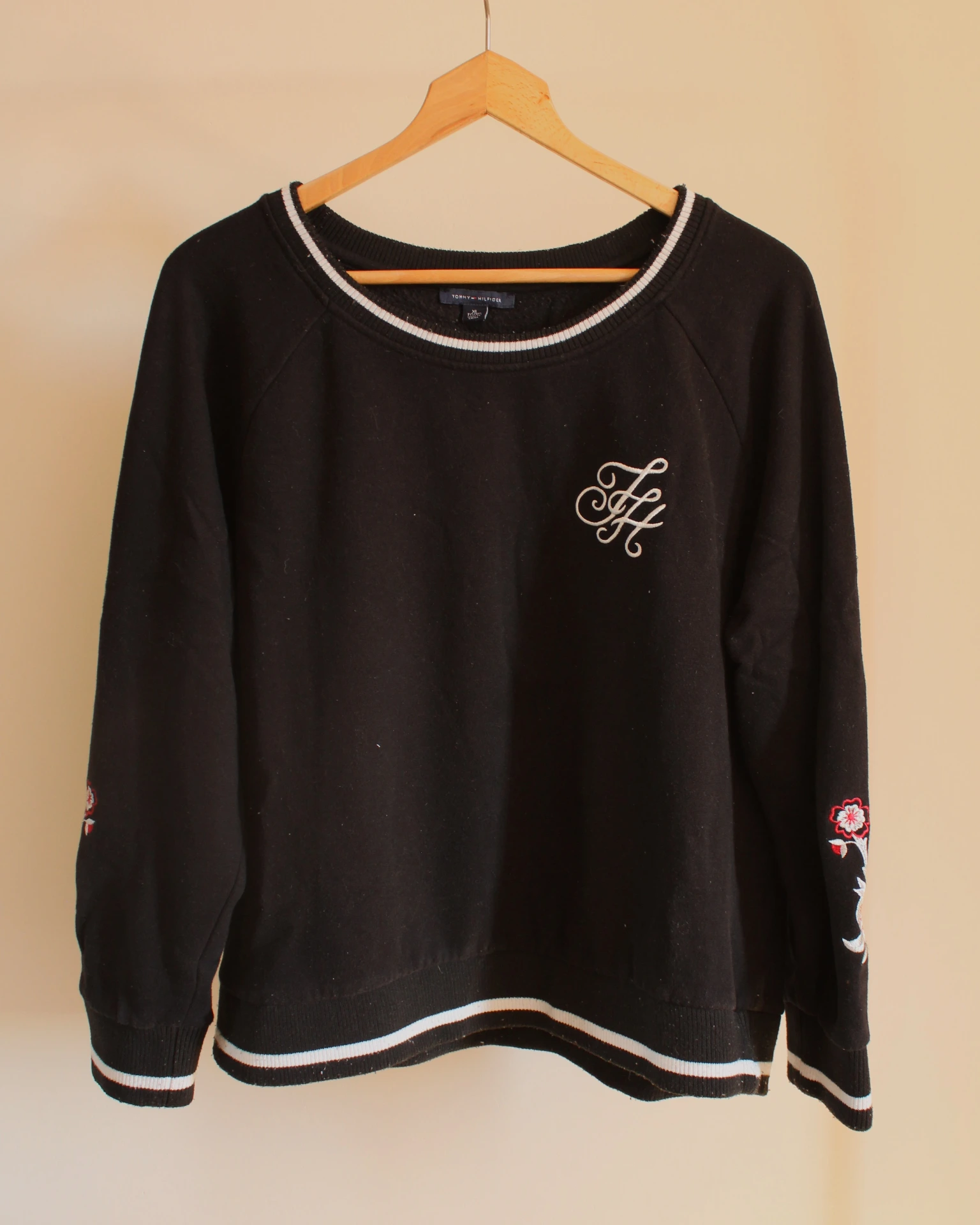 Sweat Noir Brodé Tommy Hilfiger